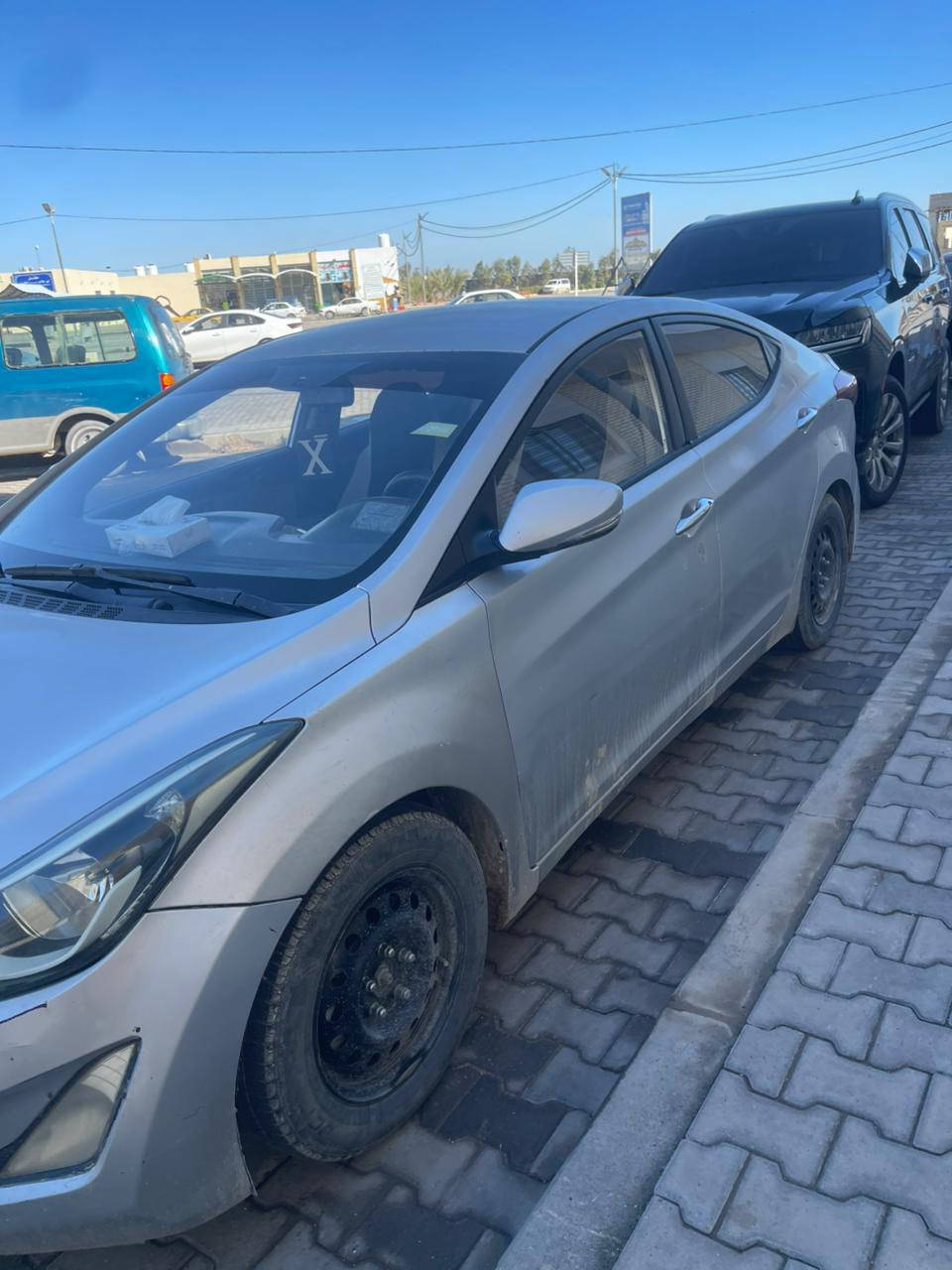 السلام عليكم النترا 2014 شكل ال15 رقم نجف انكليزي مكينة 1600 السيارة بس جارده مابيها لا ضربه ولا صبغ مكينة كير حداديه ع فحص /سنوية بسمي
مكان السيارة نجف
للاستفسار 
***********
