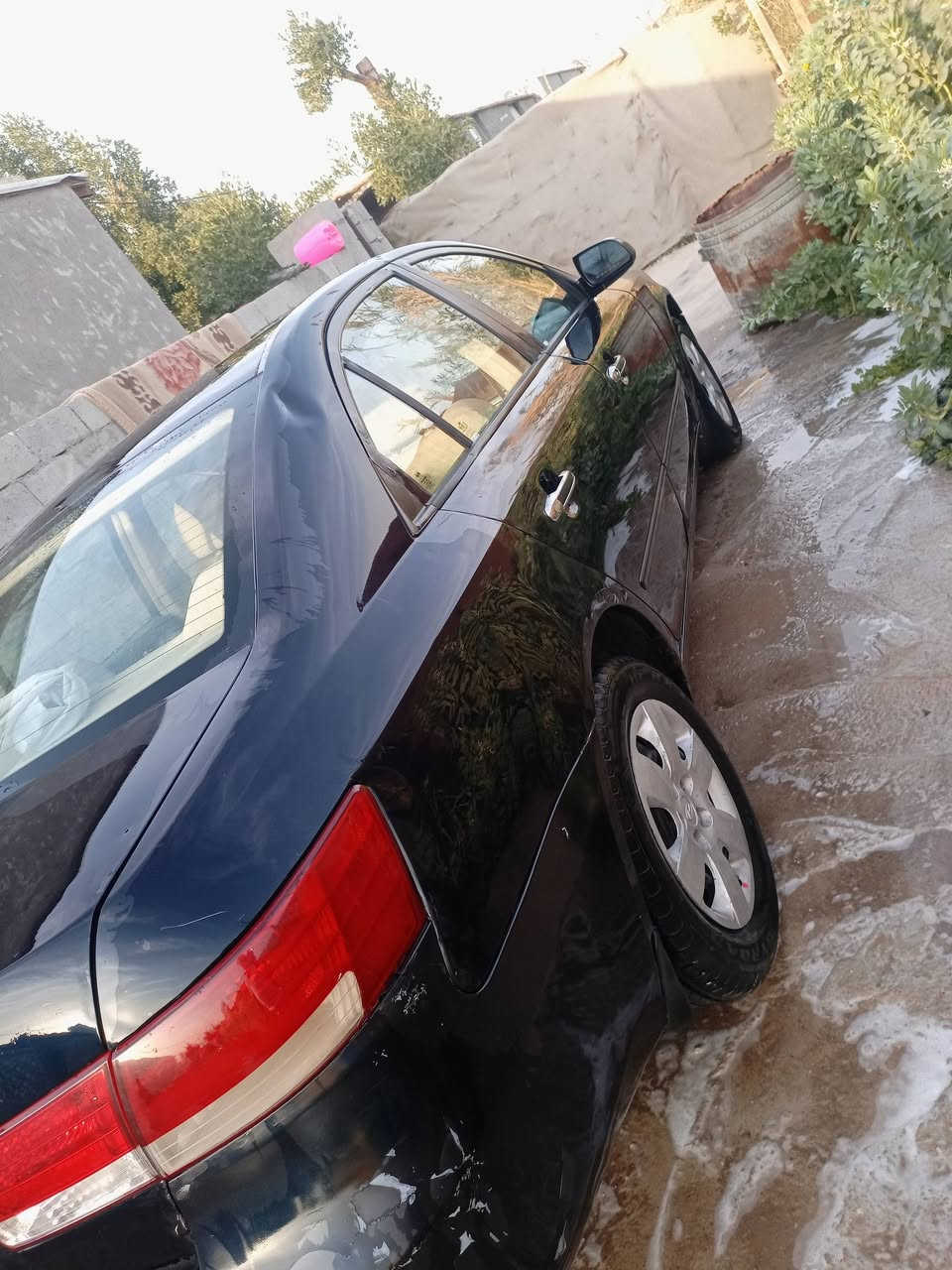 السلام عليكم....
... للبــيــــــــع فقط ... السعر 89 ورقة.... 
🔹سوناتا 2006خليجي 4سلندر لون ازرق غير محدد
🔹رقم بابل الجديد باسمي... هزة جديدة... سنوية مجددة لل2030 شهر 10
🔹تحويل مباشر ثاني يوم وميكلف
🔹محرك2000 دوش
🔹گير 4نمرة مبدلة جديد حاوية صورة الوصل مرفقة بالمنشور 
🔹جامة امامية جديدة 
🔹تخم تاير جديد.. تخم دبلات جدد
🔹مشط ستيرن شادة جديد
🔹 باور شادة جديد 
🔹تخم دسكات جدد 
🔹عبوة بانزين جديدة مع فيتبم جديد +القديمه موجودة معها ايضاً
🔹بلكات جدد
🔹دچات محرك ودجات گير جدد شادهن... 
عنبار بريك جديد+القديم موجود معها ايضاً
🔹 بالفيديو موضح بدي سيارة
🔹للاستفسار اكثر اتصل على الرقم ***********
