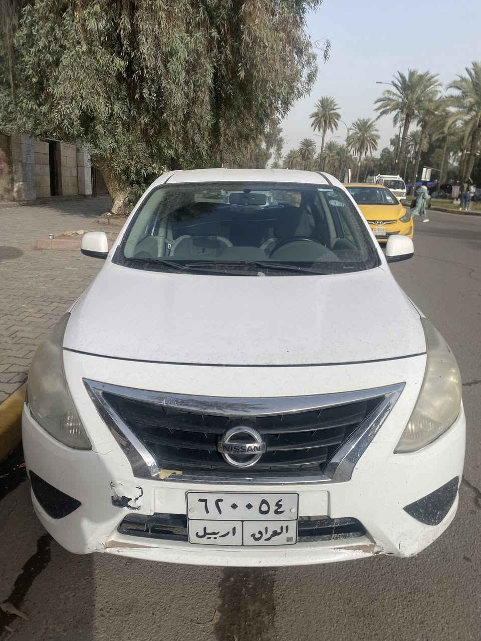 السلام عليكم 
نيسان سني هندي بليته زركه 
موديل 2018 ماشيه 180 
حادث جاملغات خلفيه وجنطه 
الصدر نص عمر 
السعر 87$ وبيها مجال للطيبين 
*********** متوفر سيم وواتساب
المكان بغداد اليرموك
