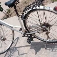 باسكل • قابل تفاوض • تواصل خاص