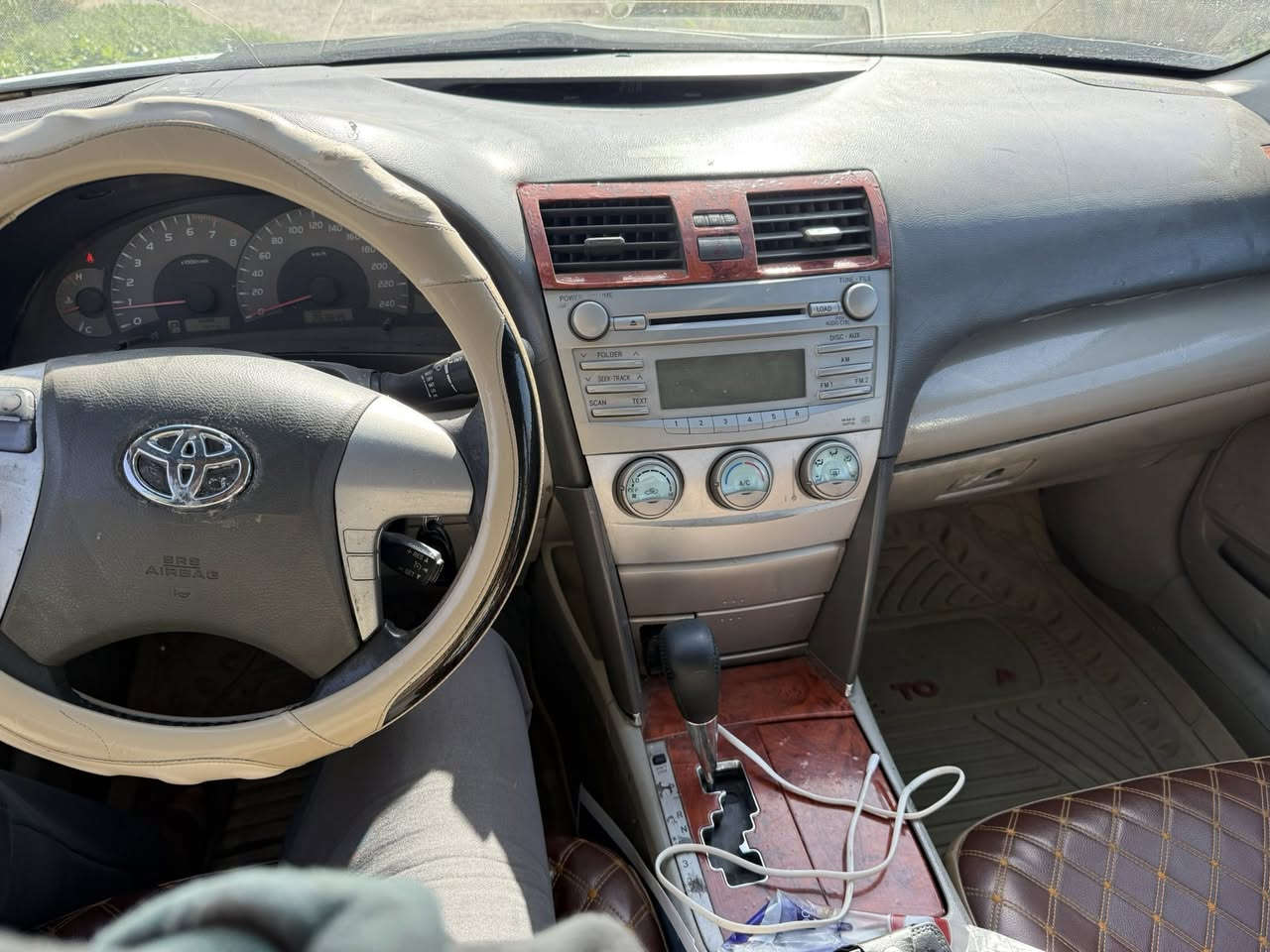 كامري 2009gl رقم بغداد الماني سنوية ماساقطة     بيها ثلث قطع صبغ السعر شدة وبيها مجال مكانها بلد
***********
