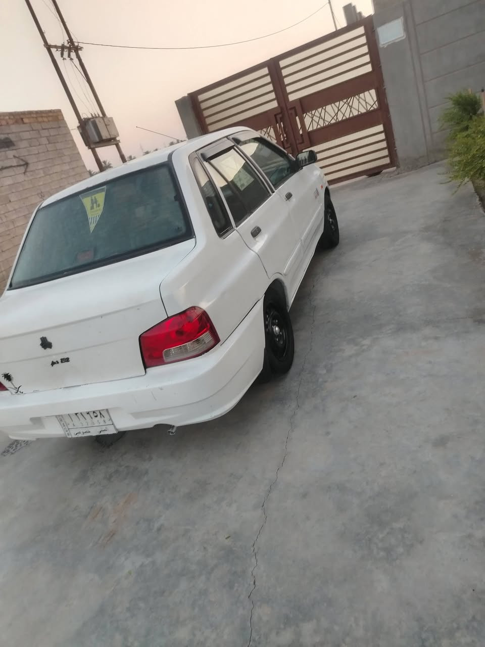 سلام عليكم ورحمة الله وبركاته مروس سايبه 2009 جاهزه السياره بيه نقص رديتر تبريد بس باقي كل جاهزه من كلشي مروس بجلي موبل صفره حتو بيه تبديل عادي مكاني الديوانيه سدير *********** وساب مفتوح الخص مفتوح وتساب مفتاح اني خادم
