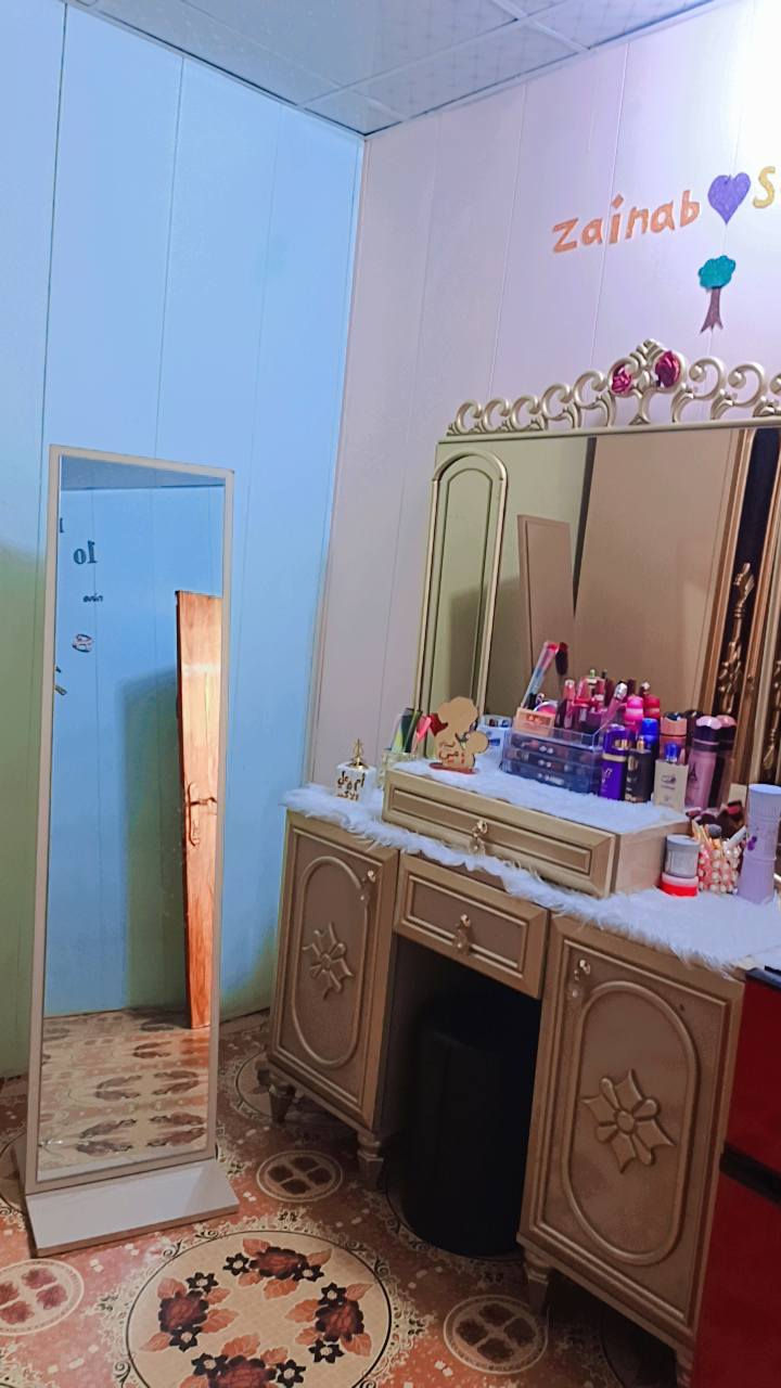 غرفه تركي نضيفه كلش ومابيها ضرر سعره 650وبيها مجال


**إذا كنت صاحب هذا الإعلان وتريد حذفه لأي سبب، رجاءا أرسل رسالة إلى الدعم الفني**