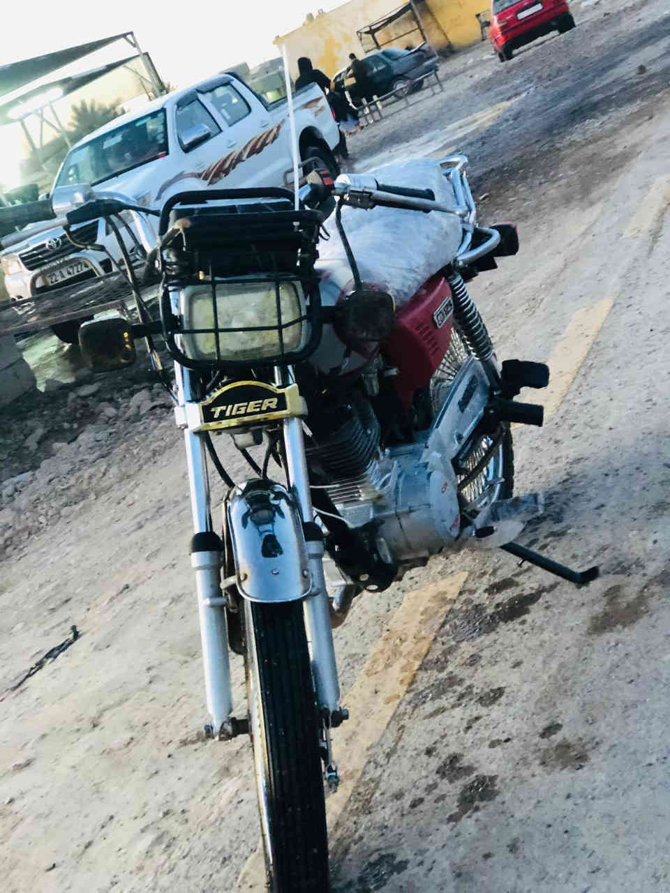 تايكر 2020 جاهز من كلشي
لا صرف ولا صوت  ولا ينكط دهن 
كهربائيات كلها شغالة نشاط فوول 
السعر 300 وبي مجال ويرهم مراوس 
العنوان الشركاط الساحل الأيسر اسديرة وسطى 
***********  بي واتساب
