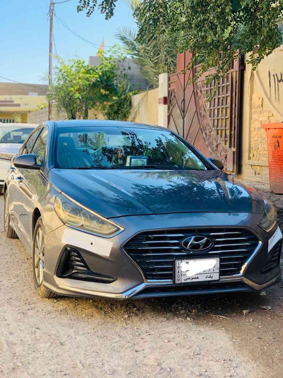 سلام عليكم سوناتا موديل 2019 وارد امريكي ضرره بنيد وجاملق باقي سياره كفاله رقم بغداد سنويه لل  2028 سعر السياره 130 وبيه مجال ***********
