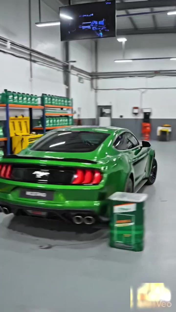 حلم كل صاحب سيارة.. أداء ألماني ميه بالميه! 🇩🇪🚗
لأن سيارتك أمانة وحمايتها تبدأ من نوع الزيت اللي تختاره، بمركز Golden Car وفرنالكم زيوت شنيل (Schnell) الألمانية الأصلية. مو بس زيت، بل حماية متكاملة لمحرك سيارتك تضمنلك الهدوء والقوة بكل الظروف.
ليش تختار شنيل في جولدن كار؟
 * ✅ منتج ألماني الصنع: جودة عالمية بين أيديك.
 * ✅ أداء وعمر أطول: يحافظ على كفاءة المحرك ويقلل الاستهلاك.
 * ✅ مناسب لكل السيارات: سواء كانت بنزين أو ديزل، صغيرة أو حمل ثقيل.
 * ✅ عناية متكاملة: يتوفر عندنا منظف الراديتر وإضافات المحرك (3 in 1) من نفس الشركة.
دلل سيارتك ولا تتردد.. الجودة الألمانية صارت يمك!
📍 العنوان: بيجي - الشارع العام - مقابل الحي الصناعي.
📞 للحجز والاستفسار: 9647701705227+
⏰ أوقات العمل: من 9:00 صباحاً ☀️ وحتى 11:00 ليلاً 🌙
#️⃣ 
#GoldenCar #Schnell #زيوت_شنيل #بيجي #صلاح_الدين #العراق #صيانة_سيارات #تبديل_زيوت #سيارات #GermanyQuality #OilChange #CarCare #Tikrit


**إذا كنت صاحب هذا الإعلان وتريد حذفه لأي سبب، رجاءا أرسل رسالة إلى الدعم الفني**