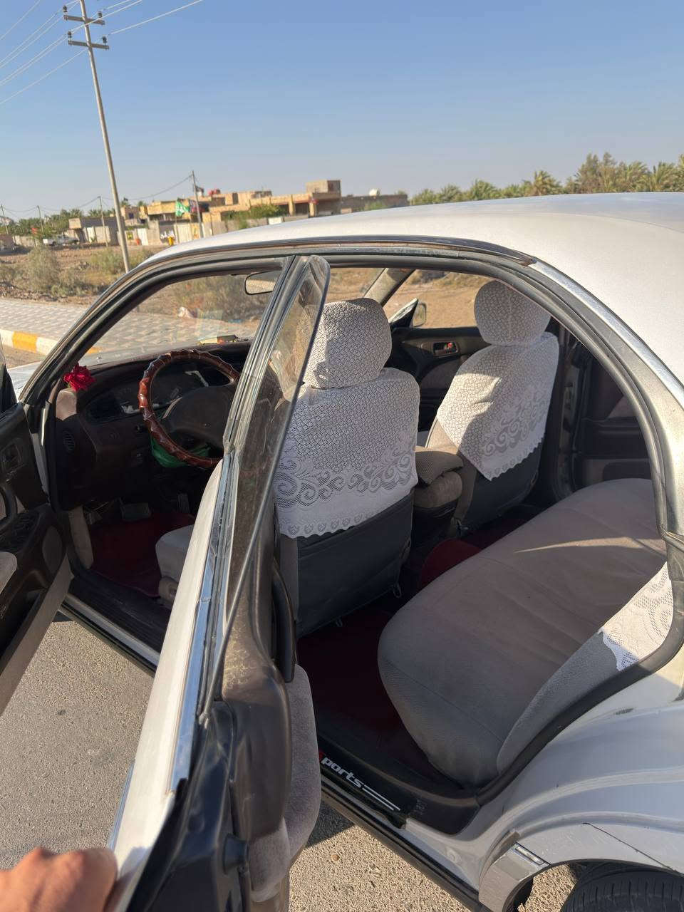 سيارة موديل 1994🚘
 سيارة مكفولة   من الدعامية  لدعامية
 لا صبغ لا حادث ولا  ضربة
 رقم جديد انكليزي 
 السيارة باسمي 
 تبريد +كل  شي في السيارة  شغال+كراسي كهربائية رقم بصرة  
المكان  ميسان_ قضاء قلعة صالح 
 رقم الهاتف ***********

