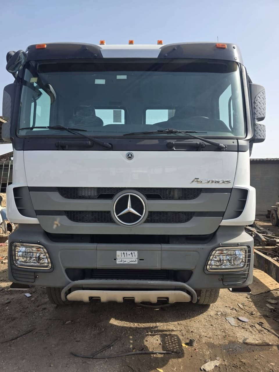 سلام عليكم اكتروز عكرب
مديل ٢٠١٨ اصل لا معلايه  ولا منصايه 
مجموعه GF سياره جديده كلو ك ماشيه ٢٩٠ الف اصل
***********
عنوان بغداد جرف
