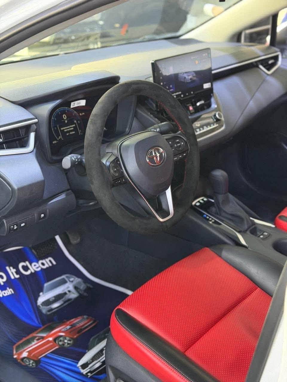 سعر ١٥٥ وبيها مجال حق الجيه
للبيع كورلا هايبرد موديل ٢٠٢٥ ماشيه ٣٠ الف كفاله عامه عدا طخه بالدعاميه والباقي كفاله جلد احمر كشن كهرباء 
عنوانه البصره 
***********
***********
