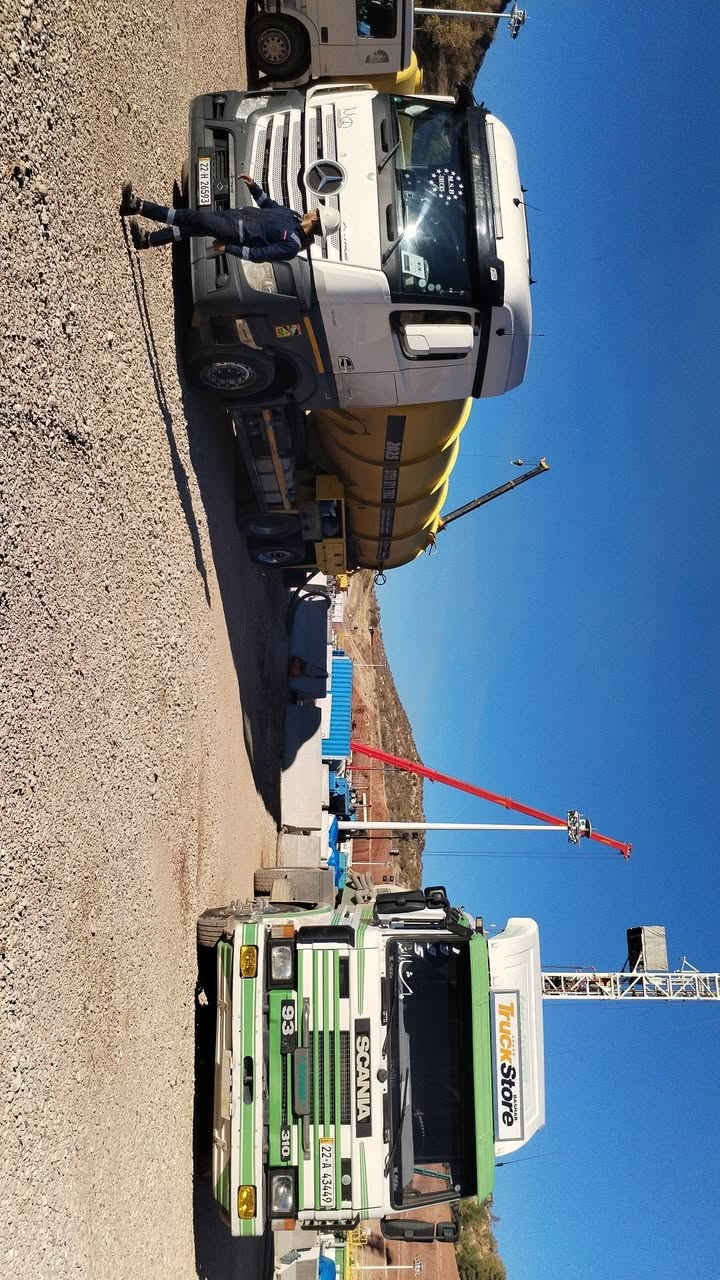 خدمات لسحب مياه الثقيله في لموصل *********** دهوك *********** نعمل ٢٤ ساعه في خدماتكم ***********
