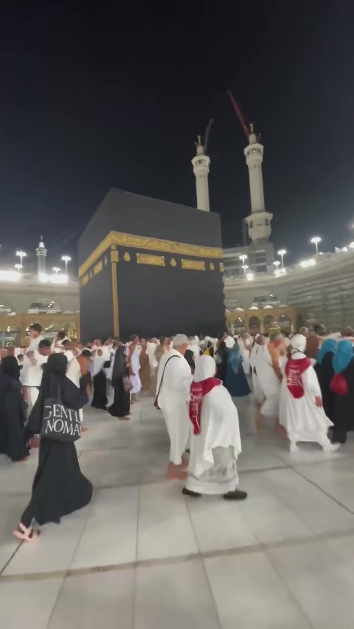 🚨 المقاعد الأخيرة 🚨
🕋✨ اغتنم فرصة مرافقة ضيوف الرحمن في رحلة شهر محرم الحرام ✨🕋

📅 تاريخ الرحلة: 5 / 7 / 2026
💰 السعر: 1,100,000 دينار عراقي فقط

💳  التقسيط المريح متاح حصرياً لحاملي بطاقة ماستر كارد الرافدين.

🌟 رحلة متكاملة تجمع بين الراحة، والخدمة الراقية، والأجواء الإيمانية:

✈️ طيران مباشر من مطار البصرة الدولي.
🏨 فنادق جيدة ومريحة.
🍽️ ثلاث وجبات يومياً (بوفيه مفتوح بطبخ عراقي فاخر).
🌴 جولة سياحية وترفيهية إلى جدة.
👨‍💼 كادر إداري متمرس يرافقكم طوال الرحلة.
📖🤲 كادر ديني متخصص لخدمتكم وإرشادكم.
🤝 أكثر من 20 عاماً من الخبرة في خدمة ضيوف الرحمن.

⭐ نحن لا نقدم رحلة فحسب... بل نصنع تجربة إيمانية متكاملة، عنوانها الجودة، والثقة، والتميز.

⏳ سارع بالحجز الآن قبل اكتمال العدد... فالمقاعد المتبقية محدودة جداً!

📞 احجز اليوم... واجعل رحلتك معنا بدايةً لذكرى لا تُنسى.

🤲 خدمة ضيوف الرحمن شرف نعتز ونفخر به
💚 لأننا لسنا الوحيدين... ولكننا الأفضل دائمًا 🌟

ــــــــــــــــــــــــــــــــــــ
 #شركة_فوق_السحاب_للسفر_والسياحة ✈️
💫 فوق السحاب… لأن التميّز عدنا عادة مو صدفة!

📞 *********** | *********** | ***********
📍 ميسان – شارع دجلة – قرب سوق ممتاز
