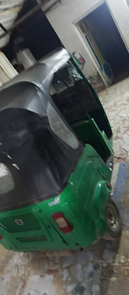 سلام عليكم تكتك موديل 22 رقم نجف وسنويه مشروع وطني بيها فقط ضربه بالدوسه وشويه صاعده موضحها بالصوره ولباقي كفاله بيبانها مفتوحه وحده موجوده ولثانيه ماموجوده محركها بي تبخير ولباقي تكتك كفاله عامه السعر 7 ملاين و 500 العنوان نجف خان النص بيع مستعجل


**إذا كنت صاحب هذا الإعلان وتريد حذفه لأي سبب، رجاءا أرسل رسالة إلى الدعم الفني**