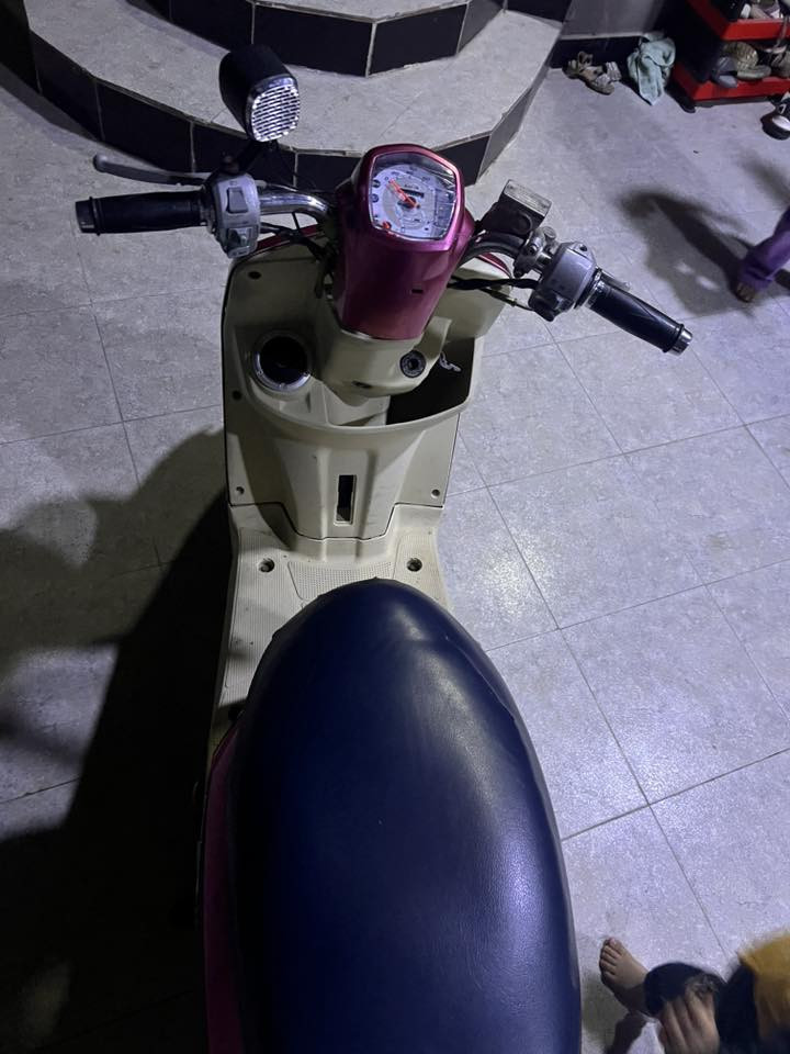 سلام عليكم بوليسي لبيع كامله مكمله كفاله عامه بوشه 49كفاله عامه لا مفتوحه ولا شي وشرط عل فحص وين ما يعجبك كزوز رياضي بيه  مسجل دراجه كلشي شغال بيه حته هورن 875وبيه مجال لطيبين مكاني ابو خصيب عويسان ***********
