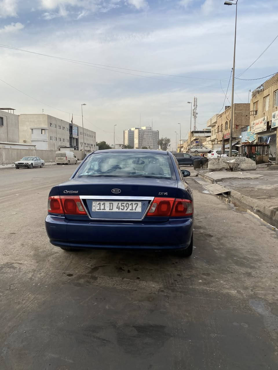 سلام عليكم اوبتما 2005 للبيع مكينة 2400 .6سلندر كير عادي اوتماتيك فتحة كشنات جلد كهرباء تبريد بيانو سياره مفوله بلعافية عل ياخذها تحويل ثاني يوم رقم بغداد سياره بأسمي السعر 75 ورقة ومجال بسيط اتصال فقط على هذا الرقم ***********

