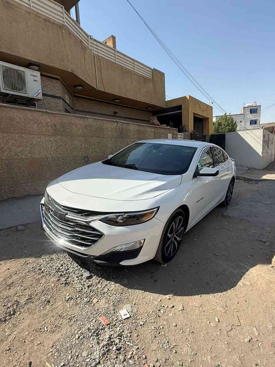 السلام عليكم عندي ماليبو 2024 السياره بدون رقم السياره ماشيه 24 بيها صبغ بنيد وقماره والحادث موضح كدامكم السعر 118 مفحوصه هزه وكامله بس باقي ع ترقيم  ورقه ***********
