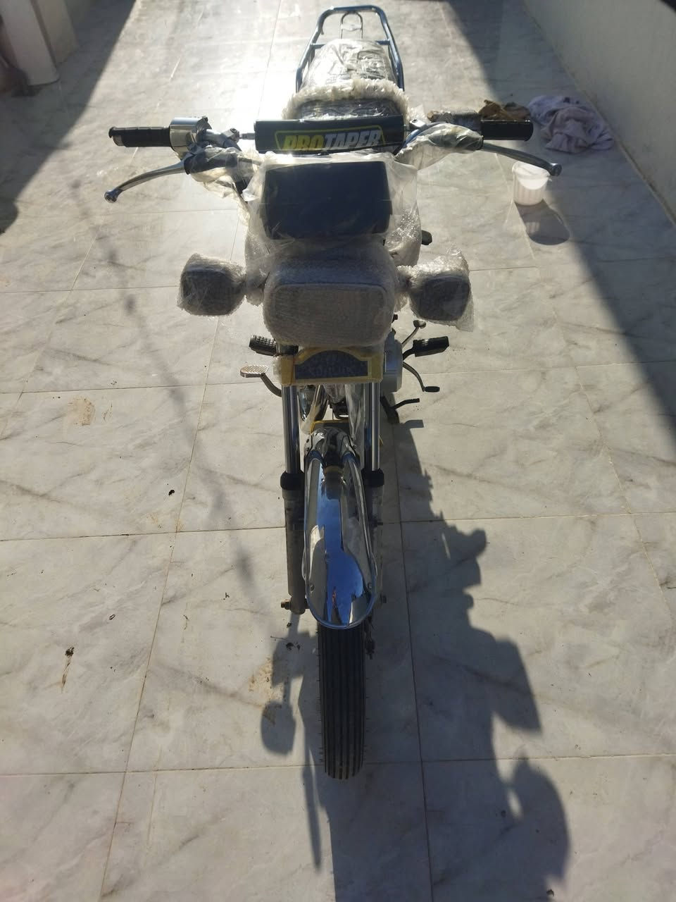 سلام عليكم ماطور البيع 4 موديل 2024 ما طور نصيف كهربائي شغال تأثيرات نصيف ماطور اخو  الصفر مستعجل البيع السعر 600او بي مجال رقم ***********
