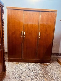 غرف نوم • للبيع