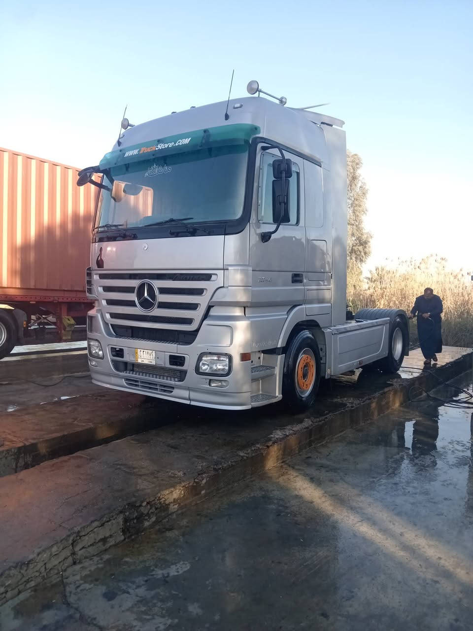 سلام عليكم للبيع اكتروز موديل 2004 مكفوله كفاله عامه رقم بغداد تحويل مكان سيارة الصويره سعر 245 مع المجال ***********
