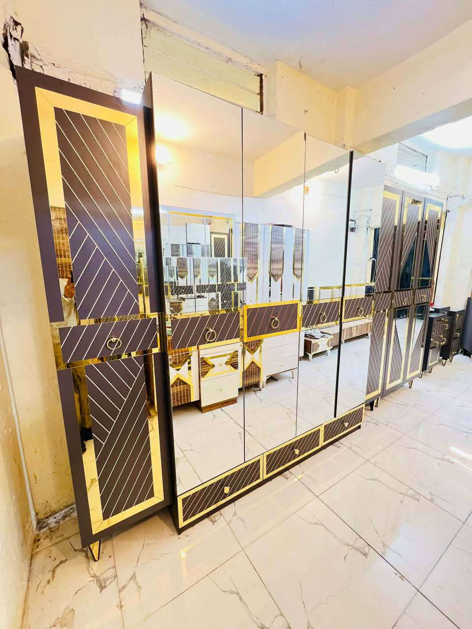 للبيع استفسار حجز وتساب ***********
