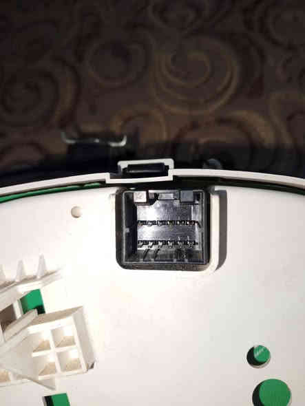 سلام عليكم للبيع رون مال سوناتا سعر 10بي مجال رقم الهاتف ***********
