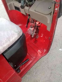 تكتك اشتريناها الأخوية ومايشتغل بيها ونريد انبيعها على وضعها يگولون مو...