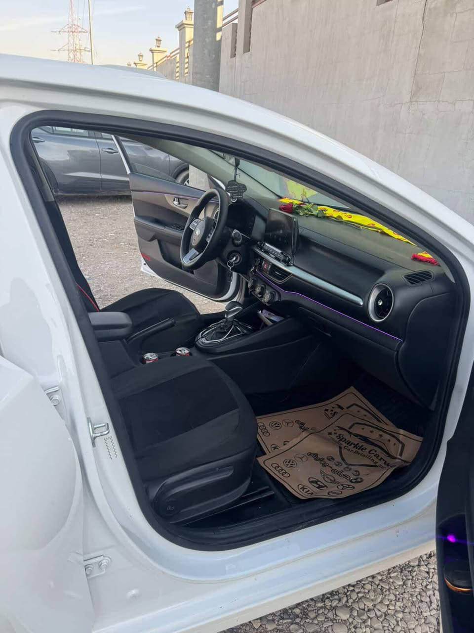 کیا فۆڕتیlxs بۆفرۆشتن
وارد ئە مریکی
مۆدیل 2021 
دەحمێکی خەفیف پشەوە بێ ناوگرتن
سەیارەکە ڕەقەم هەولێرە تەحویل وەکالە بەشەرت
75هەزار ڕۆیش تیە
گێڕ مەکینە بەشەرت
بۆ پەیوەندی ***********
______
كيافورتي lxs للبيع
مودێل 2021 
ڕەقم اربیل تەحویل وەکالە 
حادث داعمية امامية بدون دواخل. 
وراد امريكي 
ماشية75الف
محرك تروس بەشەرت
السعر 130
للا اتصال *********** أربيل, العراق
