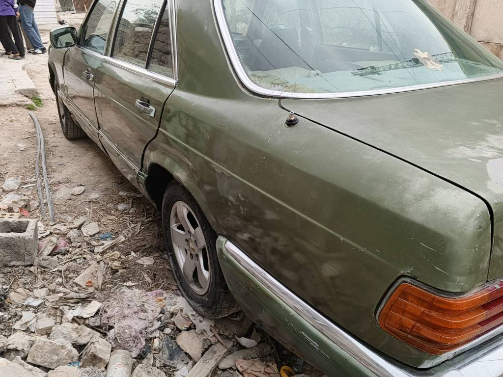 السلام عليكم مارسدس للبيع موديل1984 كير محرك مال بطه مكفولات كشرها كلش حلو بغداد الماني سنويه كارتونيه صاقطه بال2020 سياره جاهزه من كل شي مكاني بغداد الدولعي  راعيها بلطوبجي بس ما اندله  ابيع بدون راعي  ابيع لو امراوس حسب قناعه  سعر ٢٢  بيها مجال. رقم هاتف *********** بغداد, العراق
