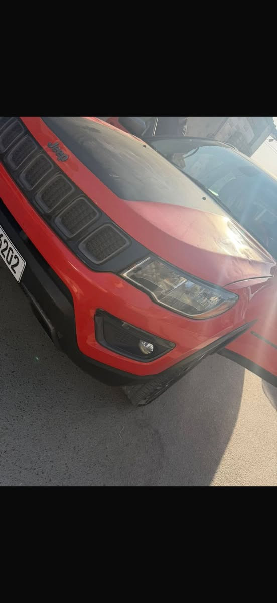 جيب كومبارس 2018 سياره جاهزه  صور حادث موجدات اذا اكو مراوس بلنتره السعر
*********** السعر 130
