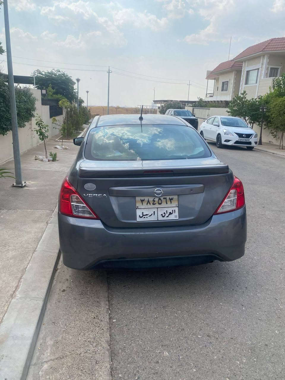 السلام عليكم
نيسان فيرسا ٢٠١٧ للبيع
مواصفات s
بيها ٣ قطع ونص صبغ وجراد بالبنيد وجاملغ السكن
جاهزة من اي نقص
مكانها اربيل
سعرها ٧٧ ورقة
*********** أربيل, العراق
