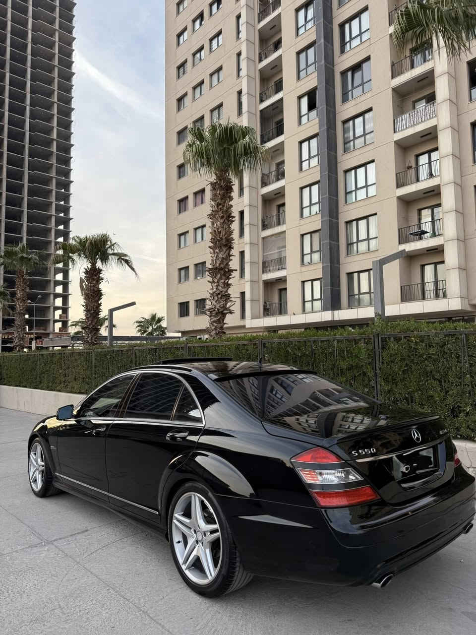 Mercedes Sclass 550
***********
TB:ساخ ساخ  (ادوات)
مواسەفات(سلایت-تحدید سرعە-دەبلی هەوا-تلفون-کشن-کارەبایو خەزنو هیتەر-ئاوێنە شەفت-دەرگا سەحب-سیدی بۆکس-بلوتوز-لایت کارەبای-سوکان ڤۆلیۆم-هتد……….
:گێر مەکینە کارەبای بەشەرت
:نرخ(90) مجال
مشتەری تەلەفون کە لەگەڵ ڕێزم!
***********
