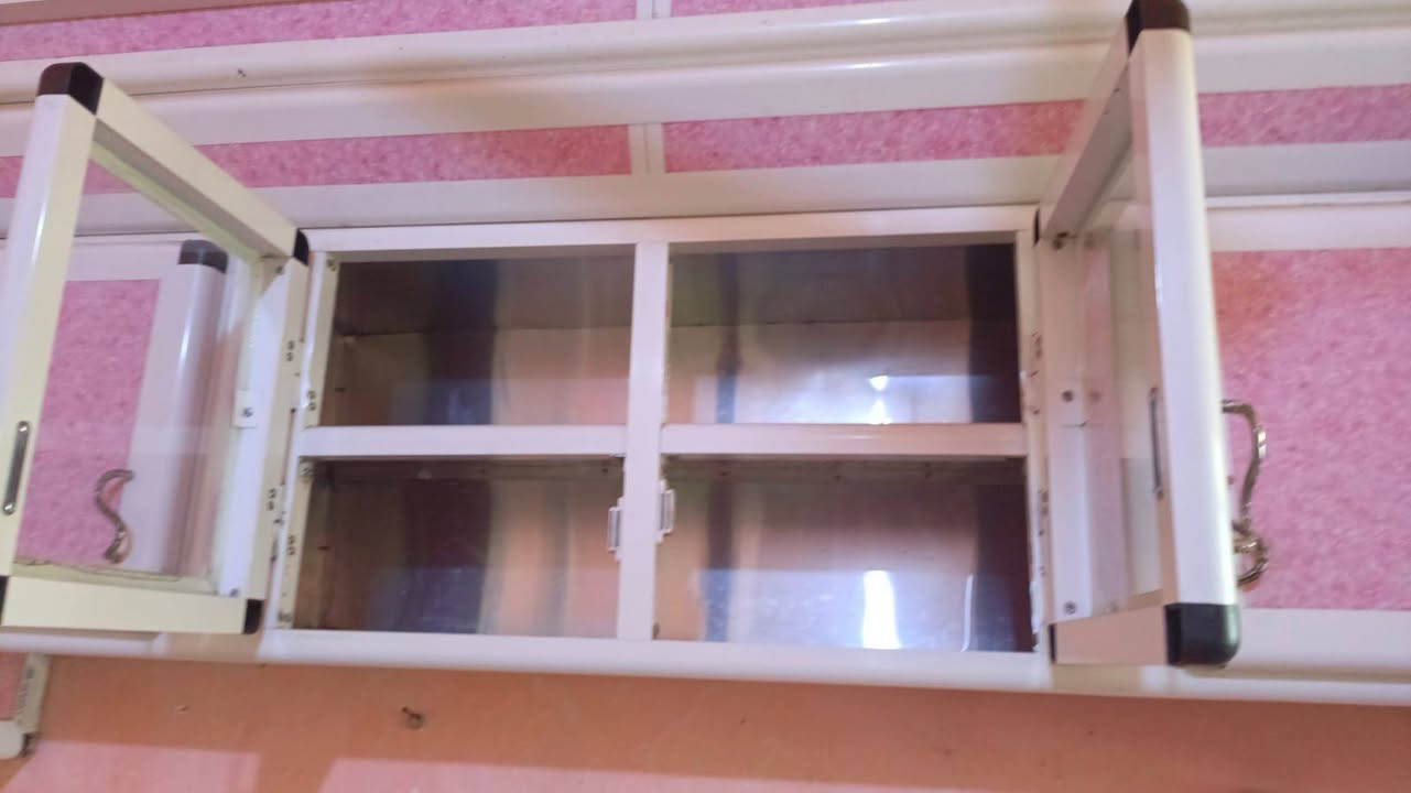 السلام عليكم عندي اغراض للبيع السعر خاص واتساب موجود مكان كربلاء الحر ***********
