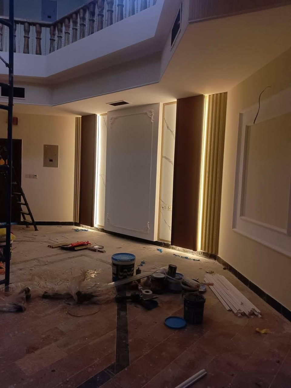 للحجز
***********
