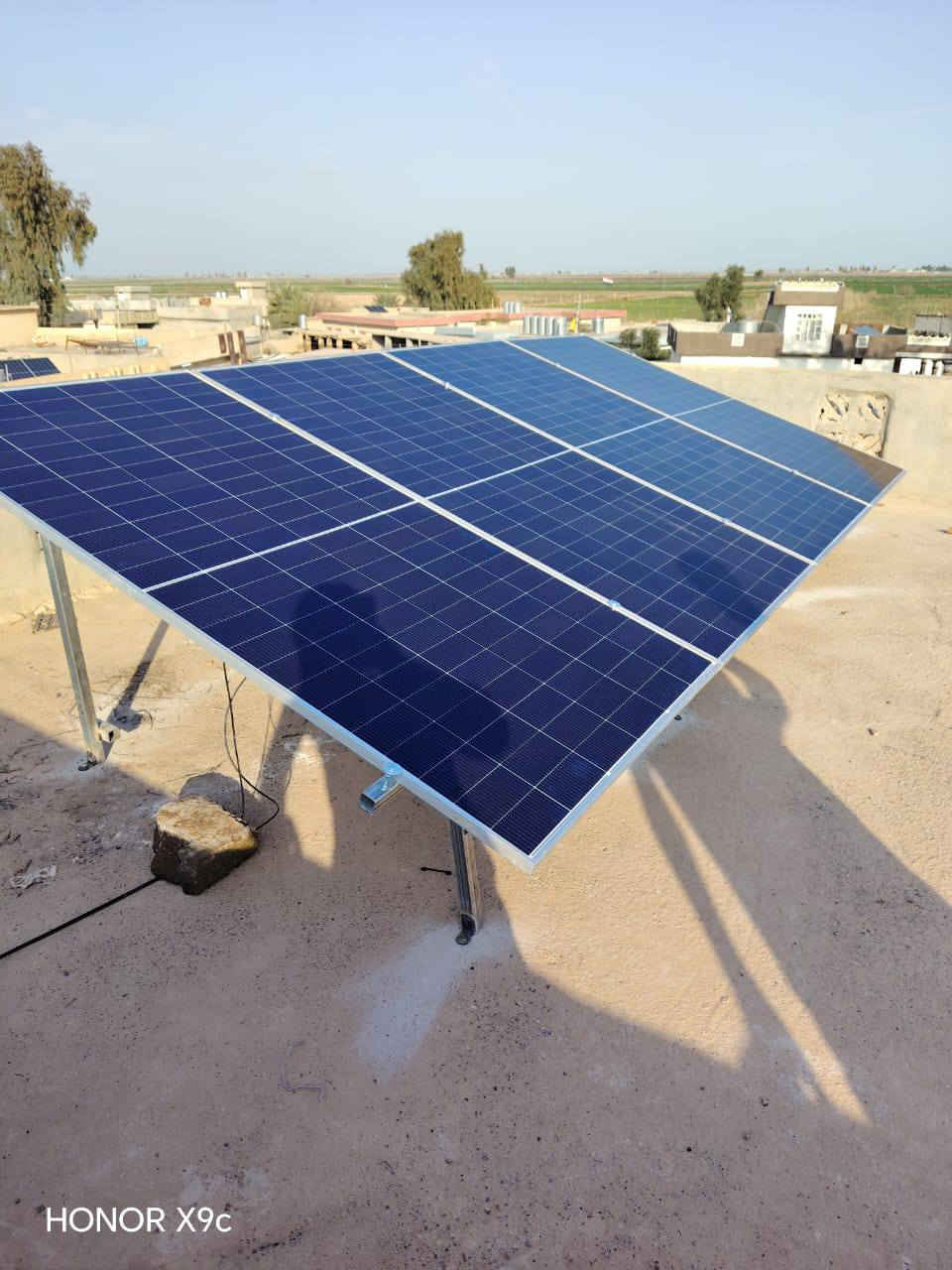 تم بفضل الله تجهيز وتنصيب  منظومة طاقة شمسية
#لمنزل_السيد(#نجم_العبدالله_الوهب)

#ناحية_الرياض_قرية_ربزة

مكونات المنظومة

🔵 4الواح ذات جهين وكفاءة عالية

🔵 بطارية 5 كيلوواط

 🔵انفيرتر  4 كيلوواط

مكتب هاني شاكر السلطان للطاقة الشمسية 

الحويجة #ناحية الرياض

هاني   ***********

ظافر ‏ ‪0780 680 4046‬‏

رعد ‏  ‪0782 496 9996‬‏
