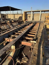 لودر تفصال جديد للبيع طول 10 ونص والعرض 3 وعشره ابيع ع هاي وضعيتها الس...