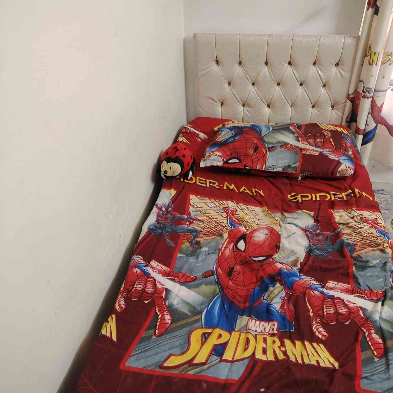 ٢ سرير شبابي خشب اصلي درجه اولى  ***********واتساب للإستفسار  مكلفه بالنشر
