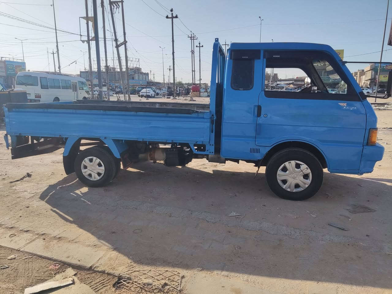 كيه بنكو موديل 94سياره جديد مكينه وبم ستوهن مجفتات تخم تاير حداديه كهربائيات شاصي رقم شاصي كير كفاله رقم بابل سعرها 48وبيها مجال مكانها نجف مداور ثاني يوم ***********

