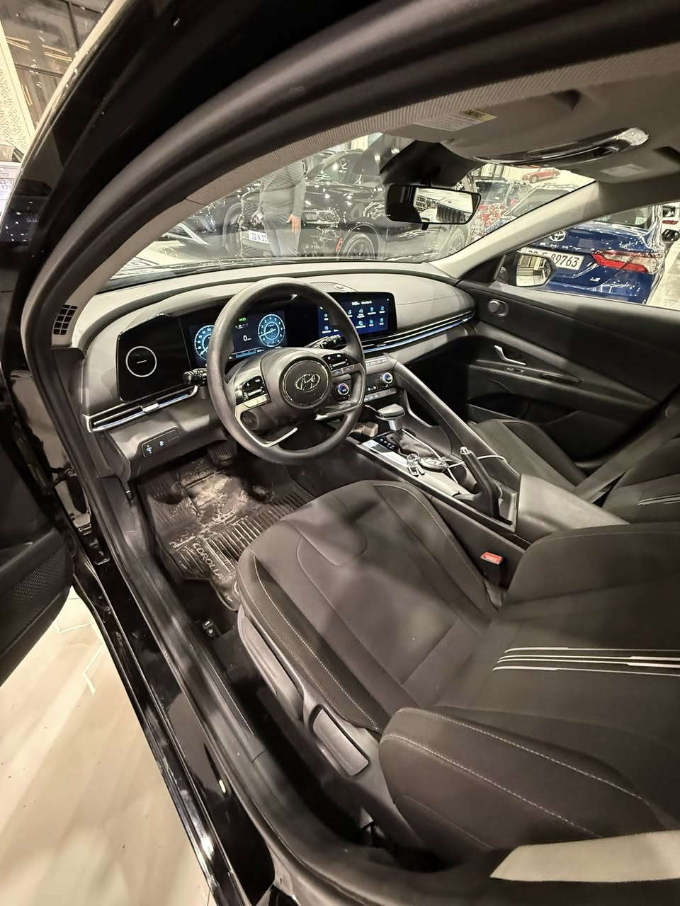 السلام عليكم 
اخواني الاعزاء رجاء اقرأ تفاصيل قبل اتصال 
للبيع هونداي النترا اسود 2024 SEL 
محرك 20 دوش
ماشي23 الف ميل 
سيارة بيها بولند صبغ 
 و بقصه بل شاصي 
 و شغطة بسقف موجود 
و بيها 3 قطع كلير أمريكي بدون دواخل   
صورتين  موجوده في منشور مال صقف و مال شاصي
ارباك بس ستيرن طاك ماباقي كلها بشرط 
سياره بدون تعديل بارد شرط 
سياره مرقم أربيل جديد 
سياره بسمي تحويل وكاله غرامات شرط 
ملاحظة صوار حادث موجوده في المنشور 
اي استفسار عن سيارة خاص مفتوح 

السعر قفل قفل 🔒 134 ورقه 
اخوكم ديار ابو عمر 
*********** واتساب 
***********
عنوان أربيل معارض السيارات شارع 100
