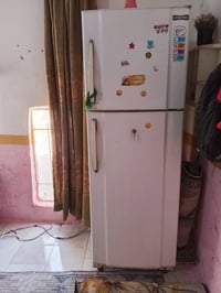 ثلاجة • شغالة • نقص غاز