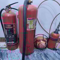 مطافئ حريق • ٤ قطع • جديدات