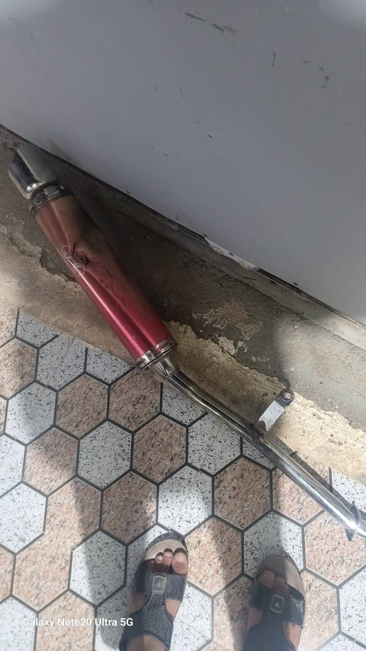 صلنصة للبيع مال تايكر او سيفان 15 مكان ديالى جديدة الشط رقمي ***********
