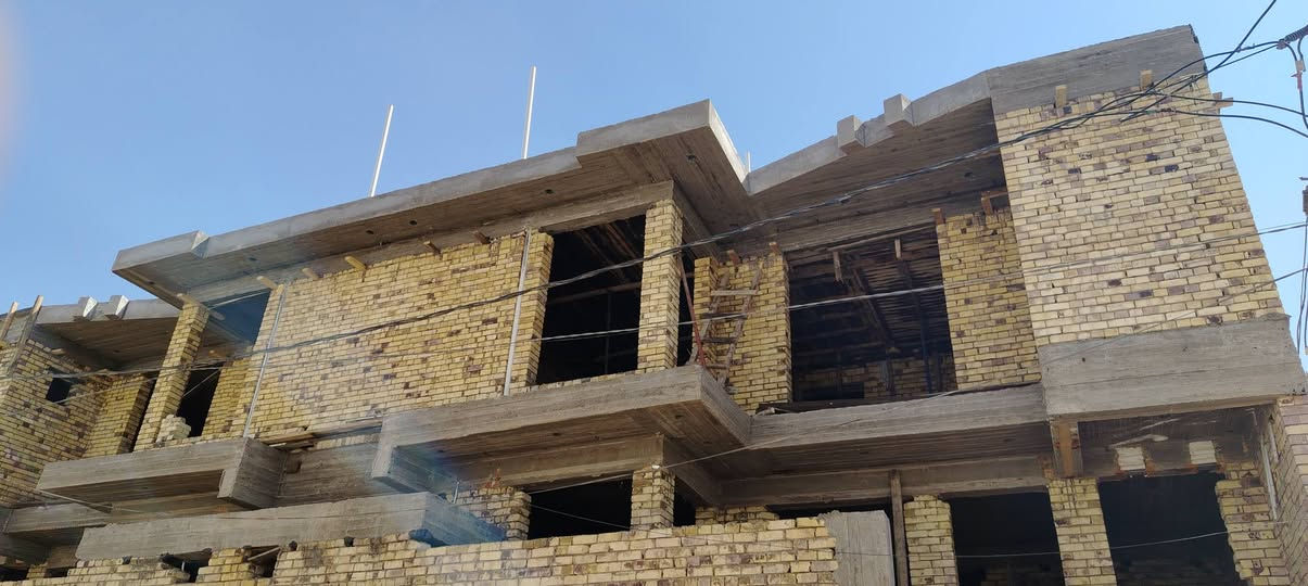 نجار قالب شغل امرتب درجه اوله واسعار مناسبه النجار حسن صالح للاتصال ***********
