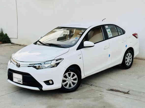 فایبر واتس ئاپ ( *********** ) 
تۆیۆتا يارس مۆدیل 2015 خەلیجی مواسفات SE 
سپی بەفری بەناوی خۆمانە سەنەوی هەتا 2028 تازەیە 
كامل سیرفس كراوە توندوتۆڵە یەك دینار مەسرەفی تیدانیە
ناوزەردو گیڕ تۆماتيك ABS ئیكۆی بەنزین چوار جام كارەبا 
سویچ كۆنتڕۆڵ بلوتوس جامو ئاوینە ئۆتۆ و كارەبا جام هیتەر 
ناوگاعی كراوە 4تايه‌ی تازە پارچەو پەڵەیەك بۆياخ بێ ناوگرتن 
گیڕو مه‌كینەو تەبریدی به‌شه‌رت 113 كەمیك مجال
