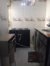 بيت للبيع شارع مطار قديم قرب أسواق عسوله بيت جوه كامل وطابق ثاني عايز ...