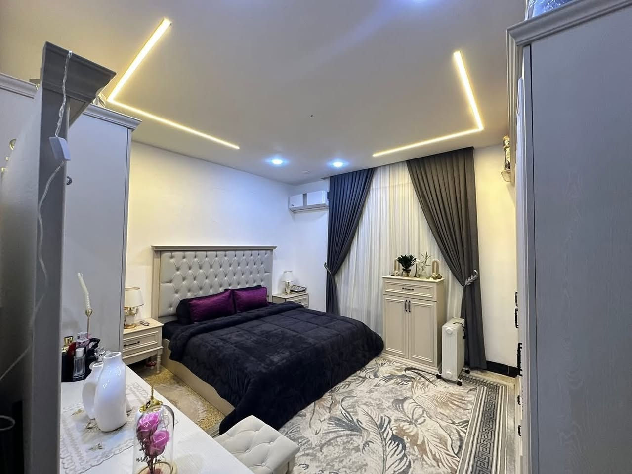 🔴عقار للبيع من :
عروض مكتب (( مملكة الخير )) لتجارة العقارات 

•بيت للبيع في حي الصديق الثانية قرب اسواق الفحام 
•المساحة : 200 متر واجهة 10 متر 
شارع تبليط بعرض. 12 متر  

• طابق واحد بناء قديم صالح للسكن  

•الطابق الاول : غرفتين نوم مع هول واستقبال ومطبخ وصحيات   
🌍الموقع : حي الصديق قرب اسواق الفحام    
📃 سند سكني ملك صرف / شرط القرار التمليك  والتحويل 

#مملكة_الخير_للعقارات عنوان المكتب:  الموصل _ سايدين مرطبات البحرين قرب قاعة الفخامة للاعراس 
📌 نستقبل عقاراتكم في اغلب مناطق الموصل ..

‭0751 007 1659‬ ‬

‭0770 606 6687‬
