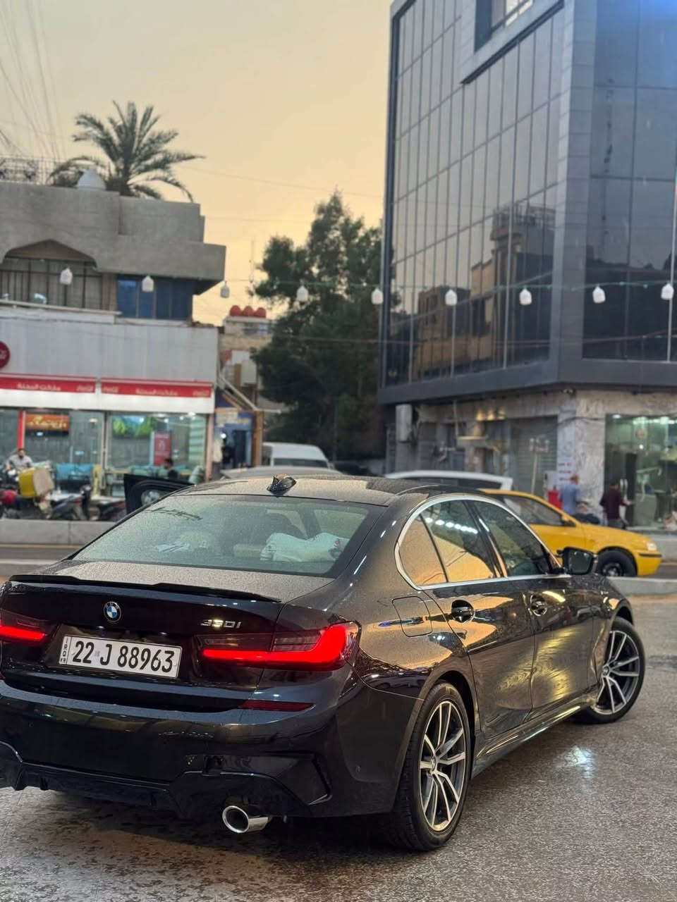فقط بيع
BMW 330i 2022
فقط بنيد شواصي سليمه
ماشيه 80 الف كيلو متر
داخل ابيض صفر مسج عداد رقمي
بغداد 
***********
245 ورقه وبيه مجال
