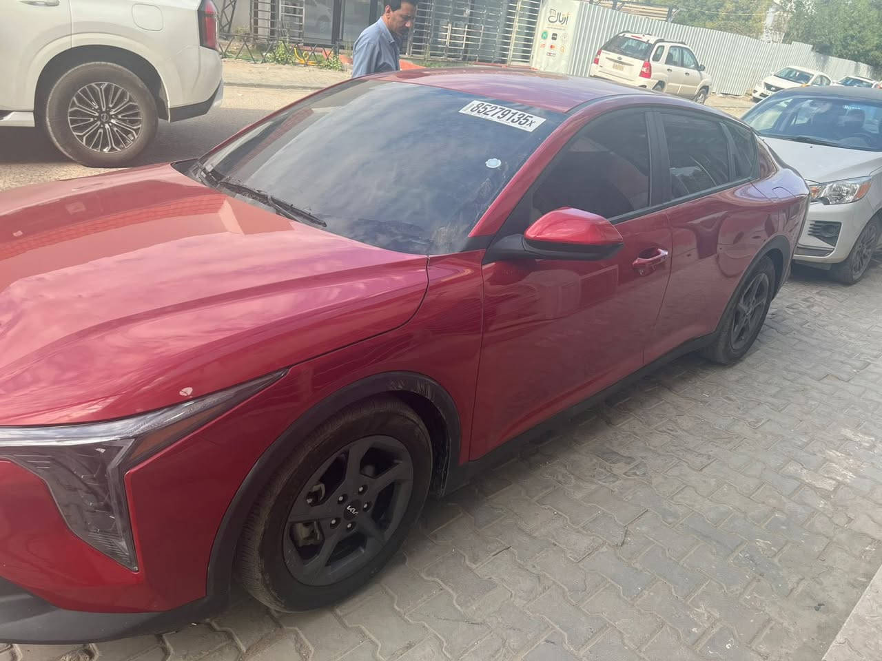 السلام عليكم لبيع 2025 السعر 155 وبيه مجال رقم الهاتف ***********
