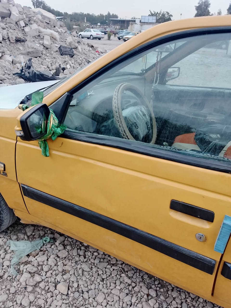 سلام عليكم بيجو 405 موديل 2015محرك وكير فرنسي  مكاني كربلاء شارع سترتيجي عمود 1175طريق نجف كربلاء  سعر 35.  وبيها مجال الطيبين


**إذا كنت صاحب هذا الإعلان وتريد حذفه لأي سبب، رجاءا أرسل رسالة إلى الدعم الفني**