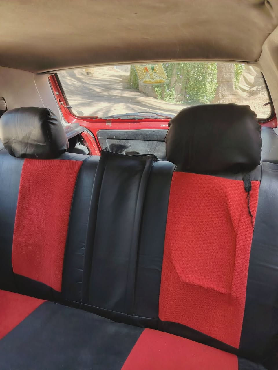 السلام عليكم كولف mk3 94 سياره ما ناقصها شي حداديه ومحرك كير شرط كابريتر محرك 1400cc تخم تاير دوشمه حلوه مكفول صبغ جماليه عام شوفة عينكم 36 بيها مجال *********** سنوية 29 بسمي
