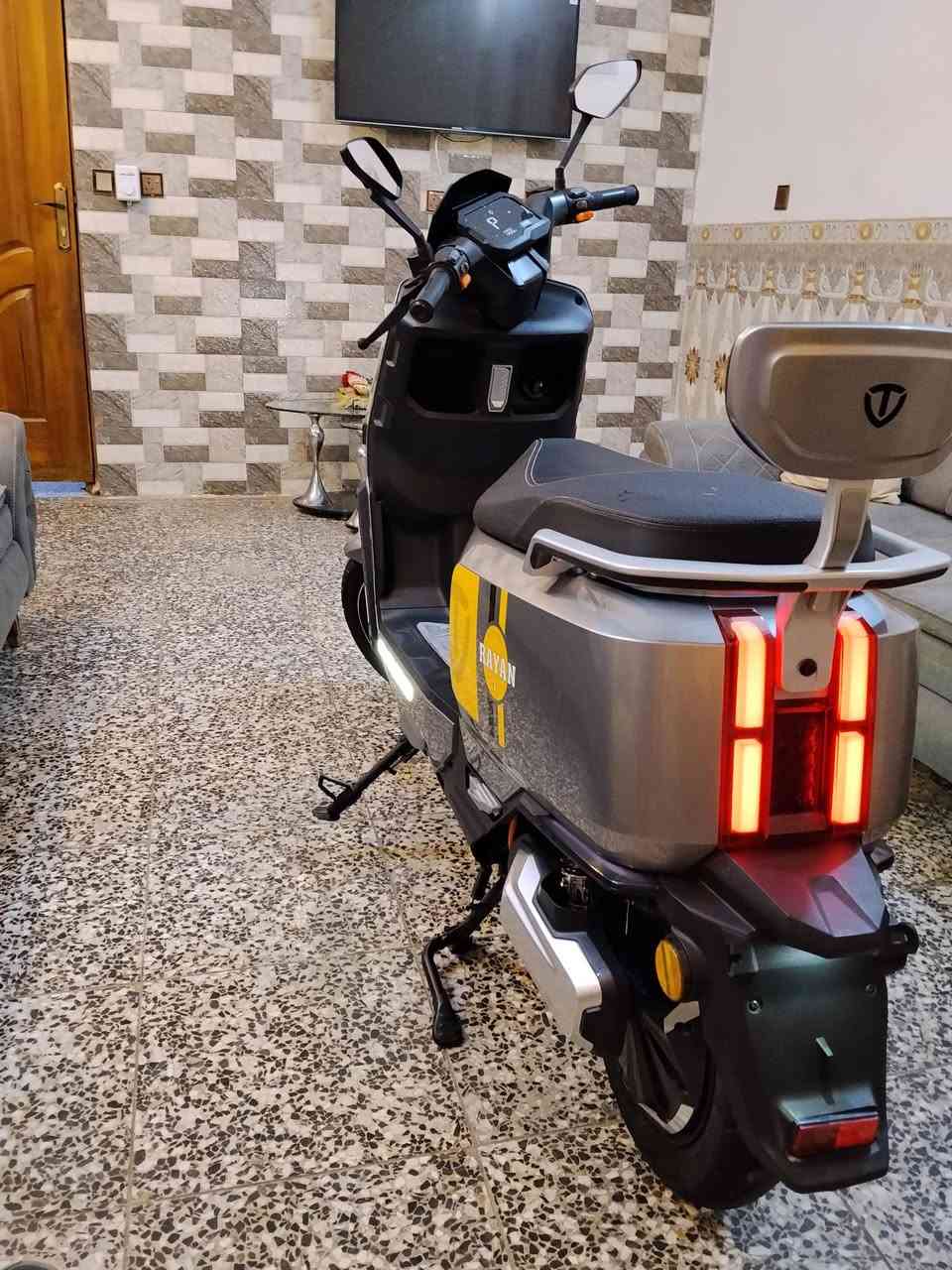 السلام عليكم 
درجة لبيع الريان وحش الكون 
المواصفات 
6 باتري
ملف 2000
نظام P
نظام سرقة 
نظام بصمه 
قاطع دوره 
العنوان بغداد 
للاستفسار 
***********
