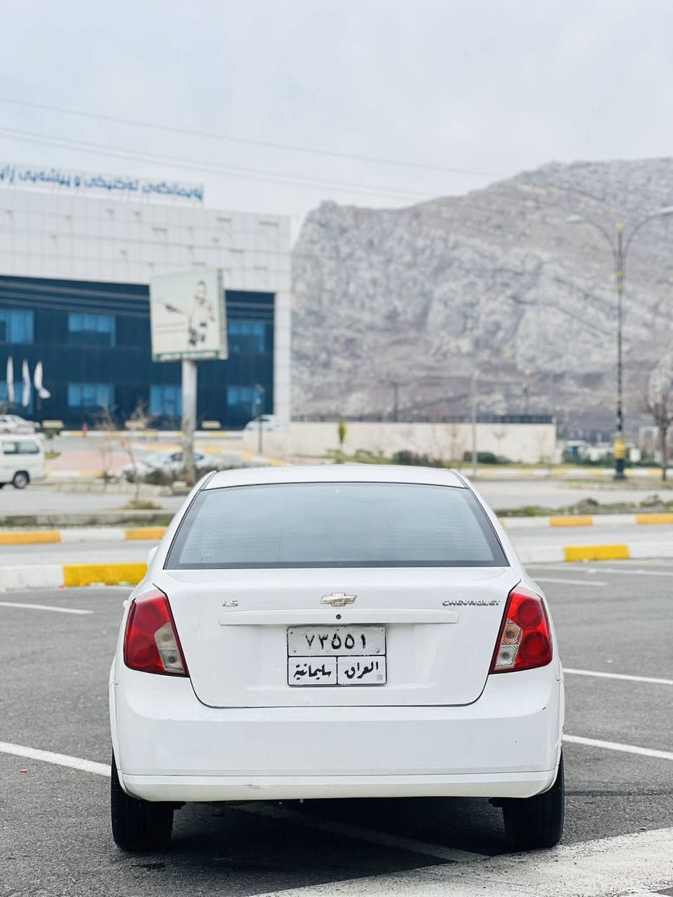 ئۆپترا 2010 LS ئەمریکی جام کارەبایی قوفڵ مەرکەزی ئاوێنە کارەبایی گێرومەکینە بەشەرت دوسەر هیلالی تایەی دواوەی بۆیاخە هەندێک شوێنی ساردی هەیە جائیزە چوارتایە و ویلی لۆکی لەژێرە کامل سێرڤسی  بۆ ئەنجامدراوە تازە پۆڵیش و حەمام کراوە  سەیارەکە زۆر جوان و خاوێنە ماڵی دۆستە
کورەک***********
ئاسیا***********
شوێن.ڕانیە رانية, السليمانية
